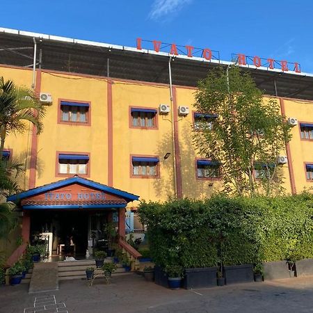 Ivato Hotel Antananarivo Esterno foto