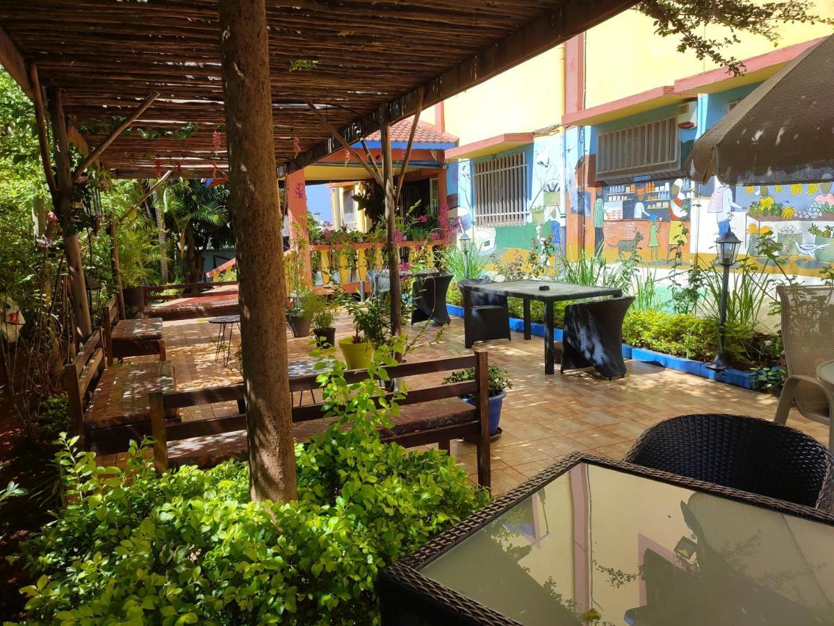Ivato Hotel Antananarivo Esterno foto